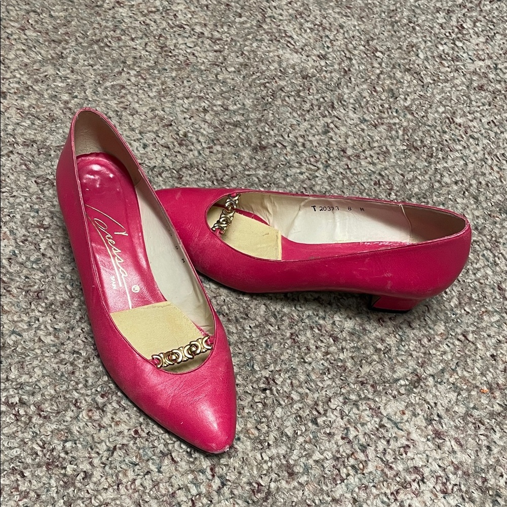 Vintage 90s hot Pink leather Women's block heel Shoes with gold accent